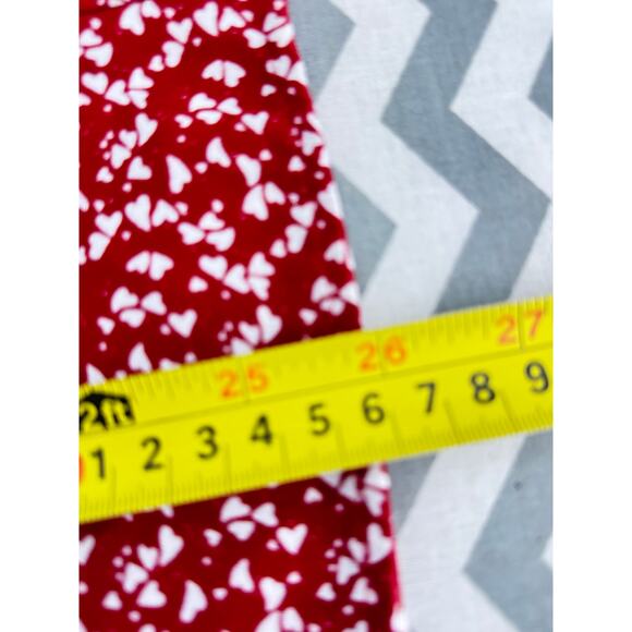 Lauren Conrad Red Heart Print Flutter Sleeve Blouse V-Neck Size XL - Picture 2 of 6